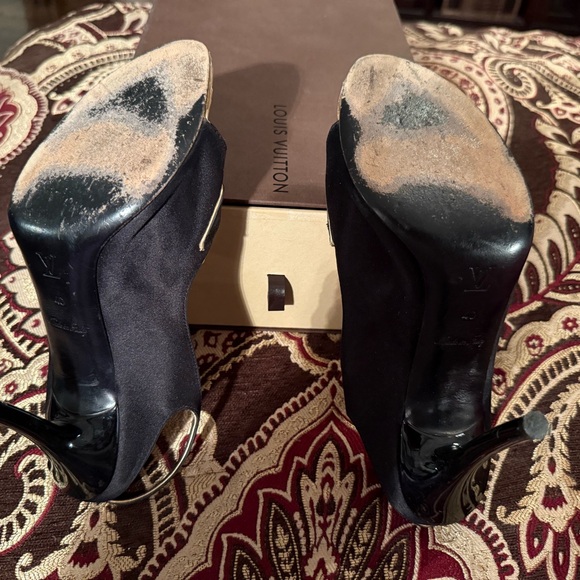 Authentic Louis Vuitton Bee High Heel Sandals 9.5 w/box - Picture 15 of 16